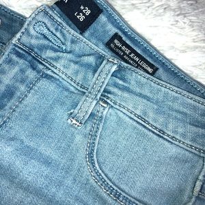 Hollister highrise jean legging  size 7s